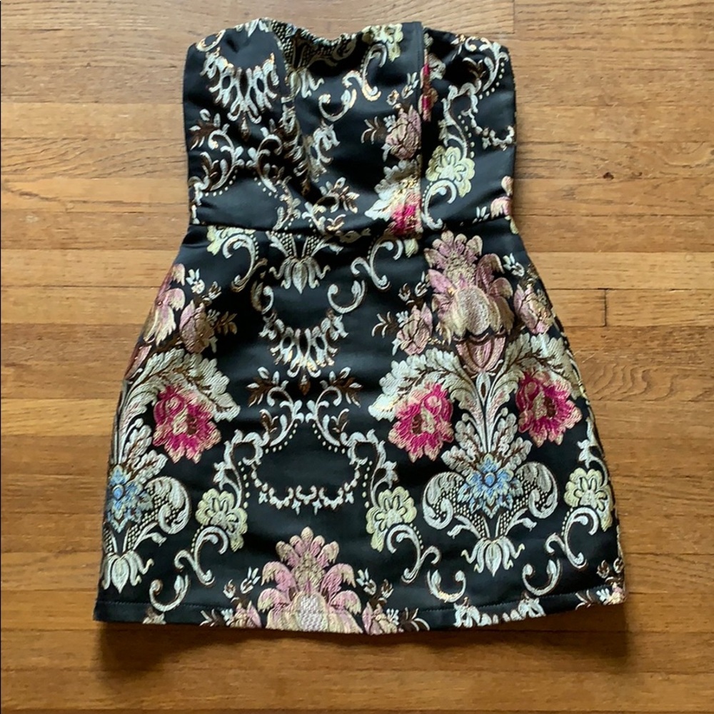 PRINCESS POLLY STRAPLESS FLORAL DRESS - Picture 3 of 3